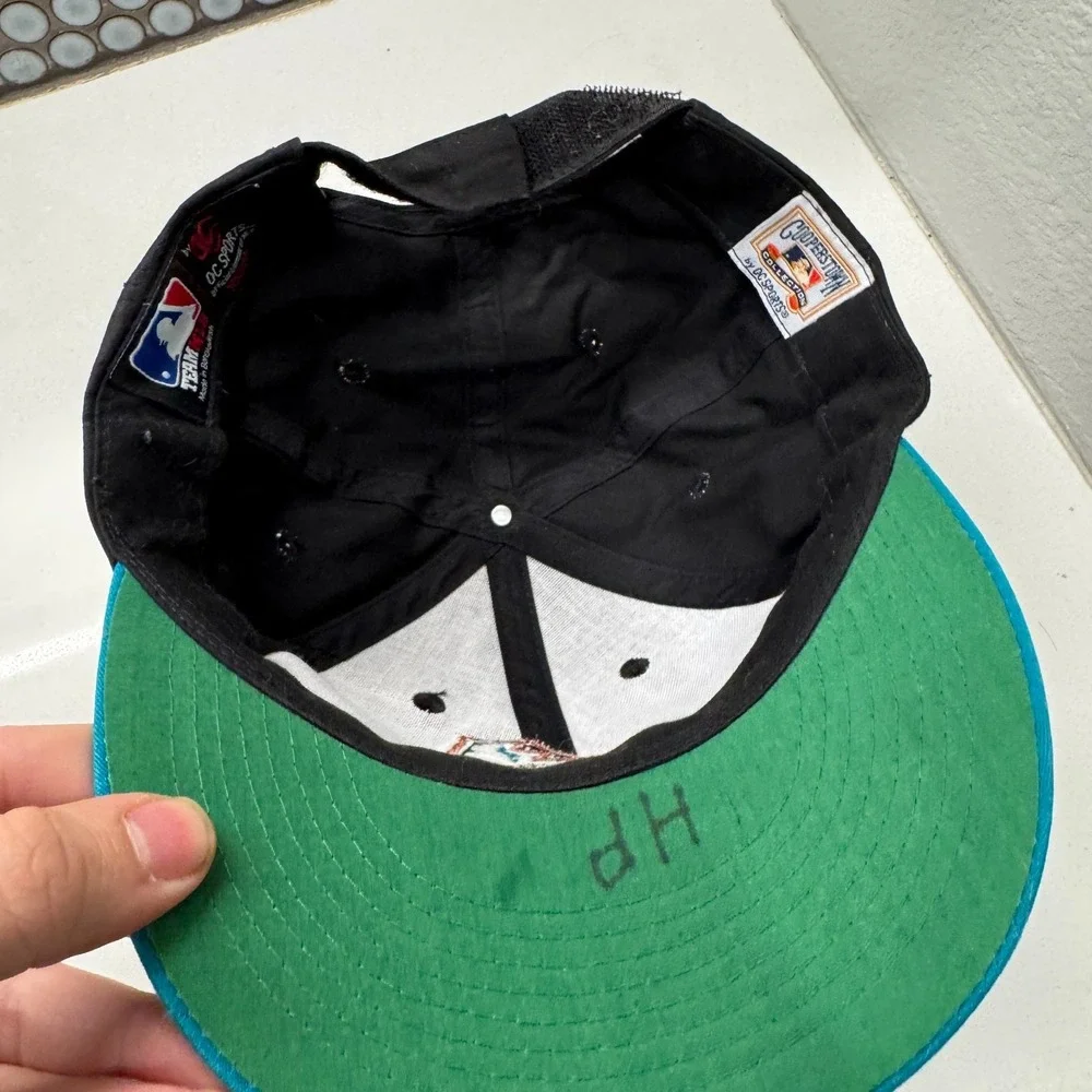 Arizona Diamondbacks Hat Cap Strapback‎ Boys Youth Black Wool Diamond 90s
